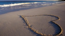 heart-love-ocean-waves